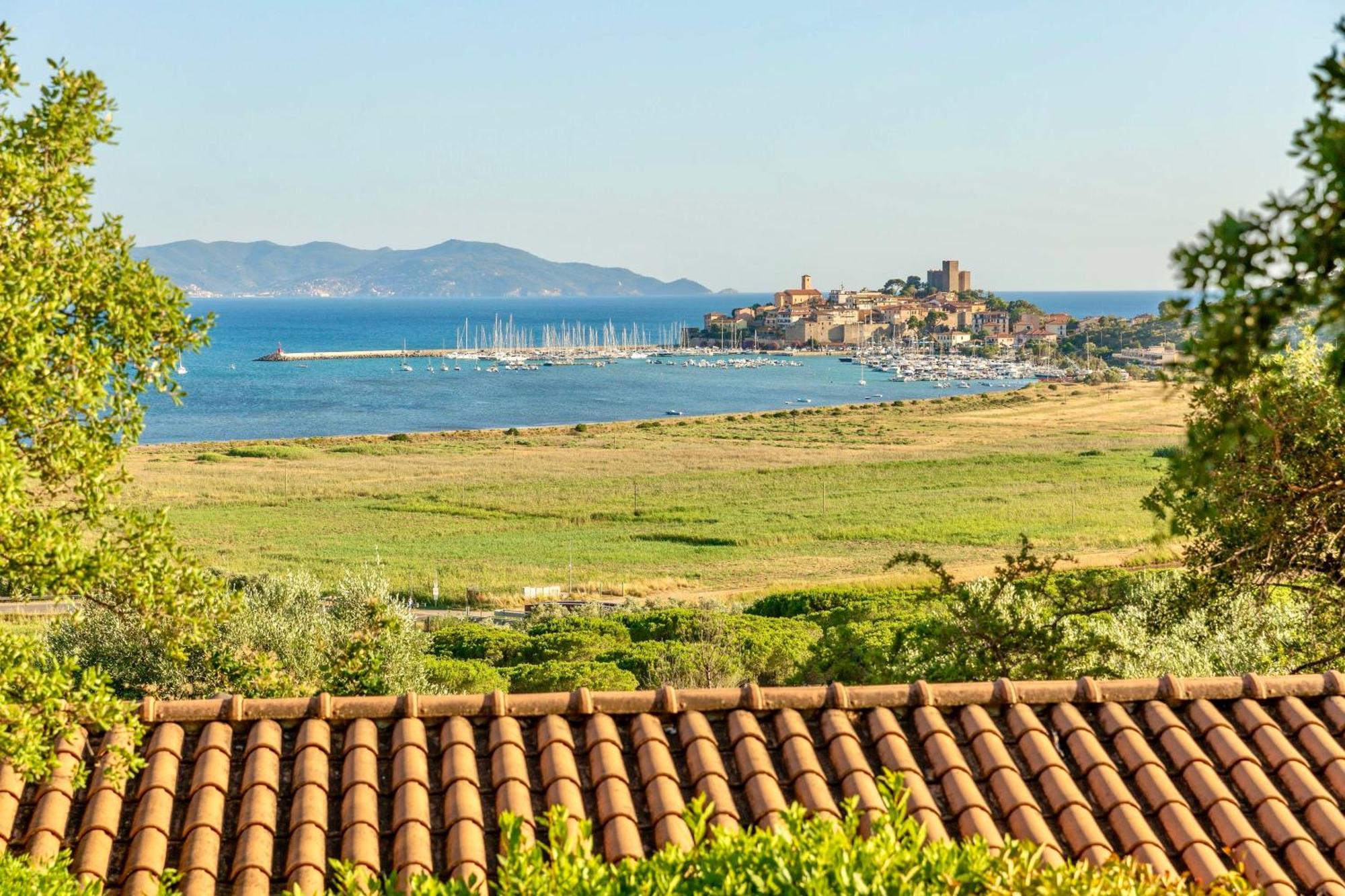 Isa - Residence With Pool And Private Beach In Talamone Just 500 Mt From The Beach Exterior foto