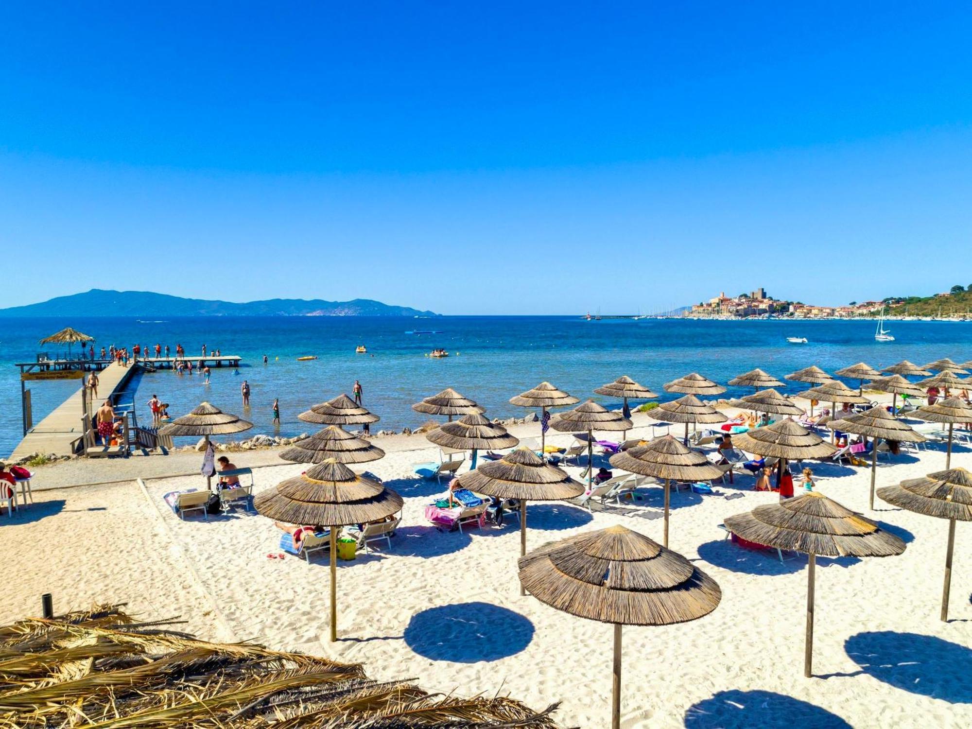 Isa - Residence With Pool And Private Beach In Talamone Just 500 Mt From The Beach Exterior foto