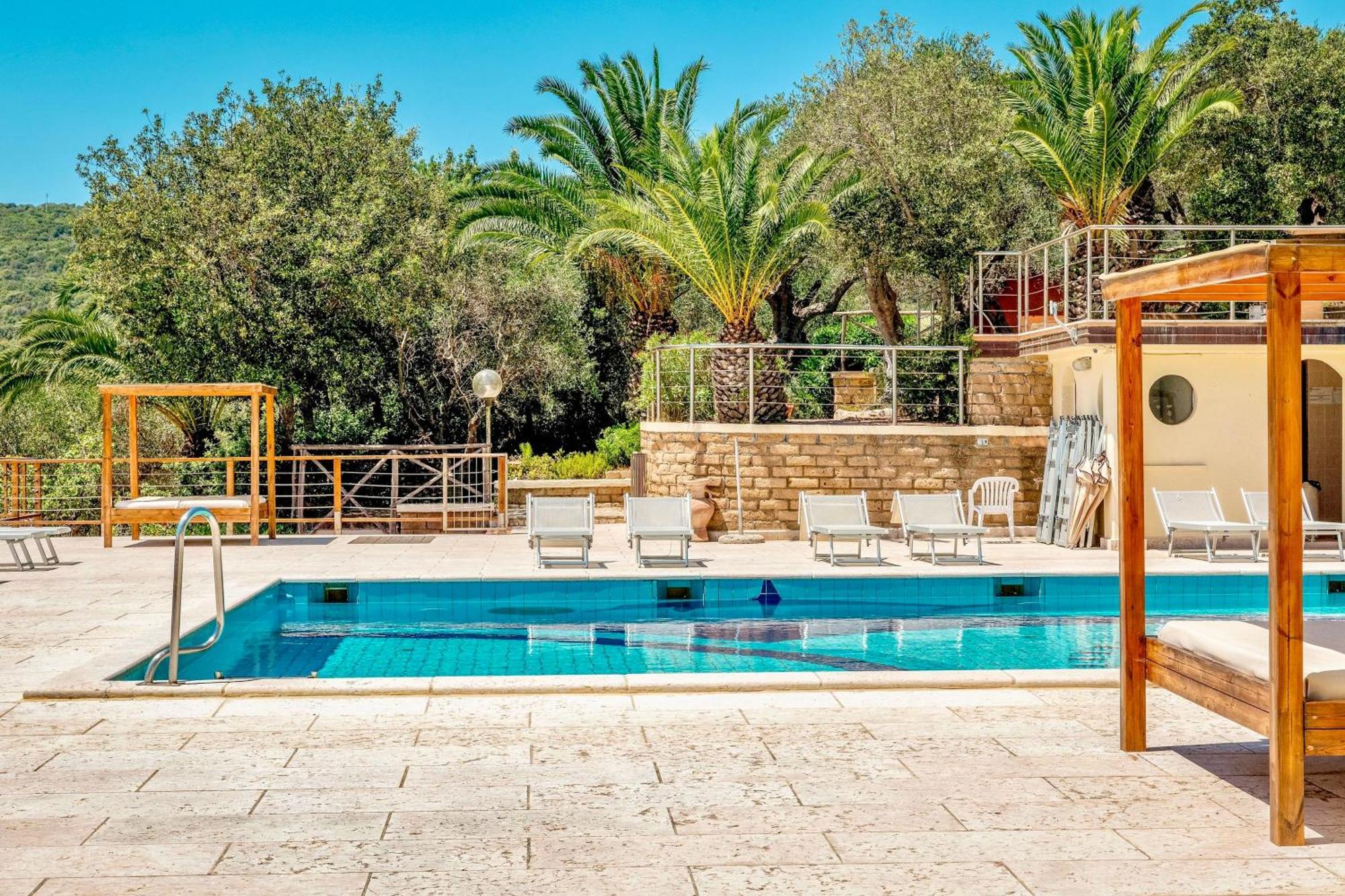 Isa - Residence With Pool And Private Beach In Talamone Just 500 Mt From The Beach Exterior foto